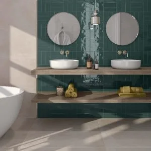 Origin Mayfair - Bathroom with green colored tiles and white marble look on wall and floor, Pamesa