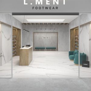 Cellini - Winkel en showroom met witte marmerlook op vloer en wand, Pamesa