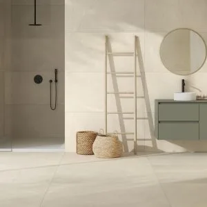 Kenzo - Bathroom with light concrete look on floor and wall, Pamesa