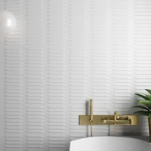 Rlv.ghat - Bathroom with white relief tile on wall, Pamesa